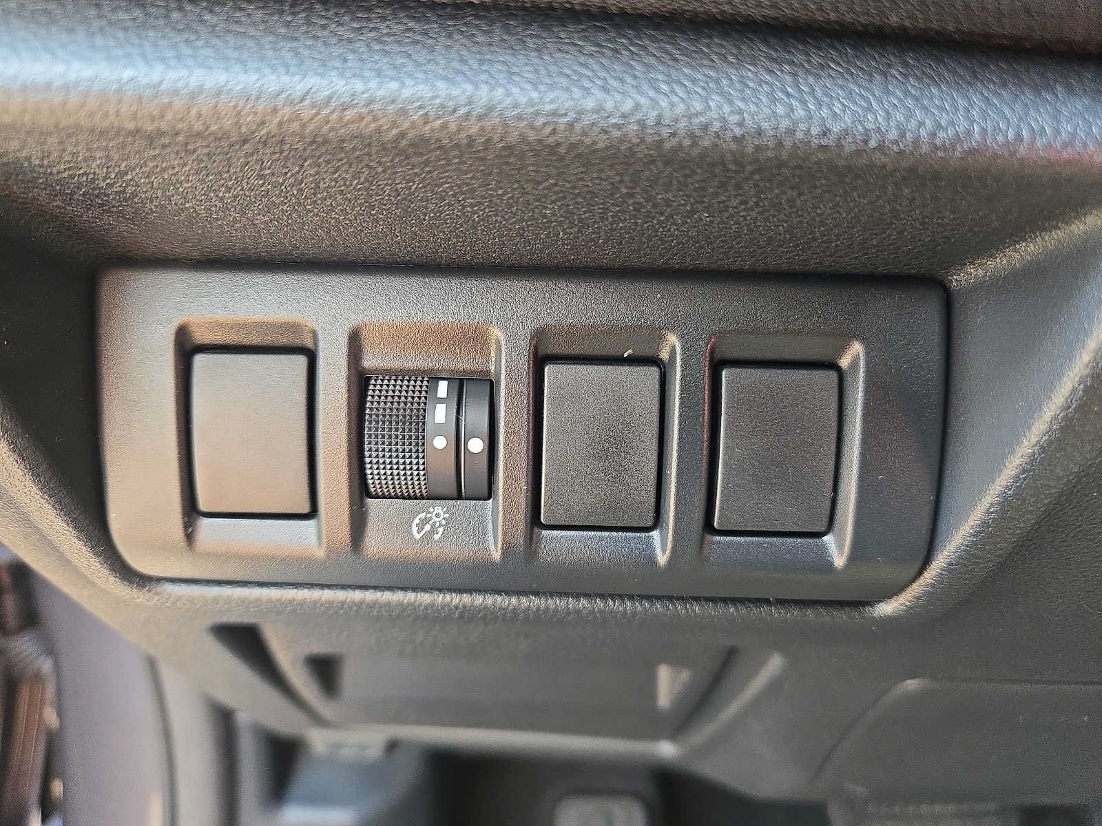 Used 2024 Subaru Outback AWD/4WD image 22