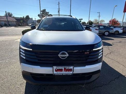 New 2026 Nissan Kicks SR w/ Cold Weather Package image 8