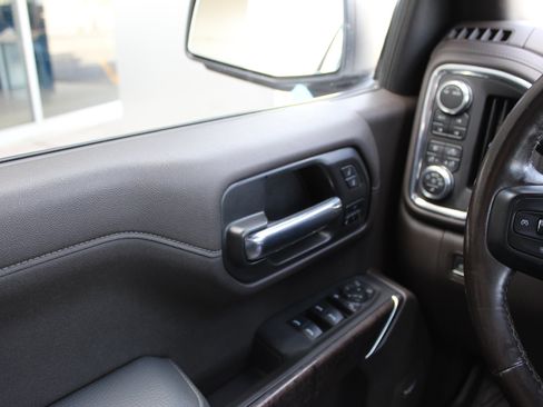 Certified 2022 GMC Sierra 1500 Denali w/ Driver Alert Package II AWD/4WD image 18