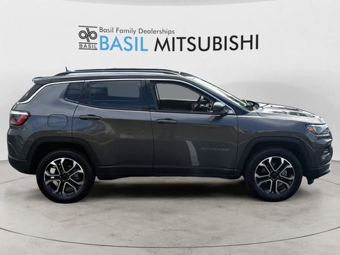 Used 2022 Jeep Compass Limited w/ Sun and Sound Group image 6