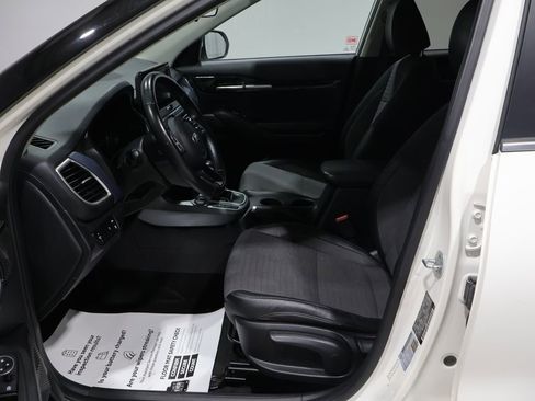 Used 2021 Kia Seltos S image 10