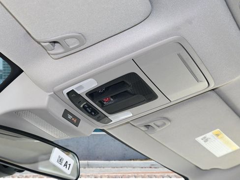 Used 2025 Honda Accord SE image 35