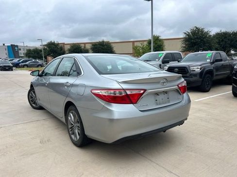 Used 2016 Toyota Camry SE FWD image 5