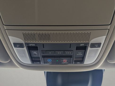 Used 2020 Acura MDX FWD w/ Advance Package image 21
