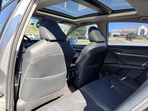 Used 2019 Toyota Camry XSE w/ Driver Assist Package image 27