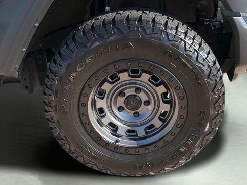 Used 2025 Jeep Wrangler Unlimited Sport AWD/4WD image 26