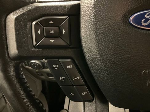 Used 2019 Ford F150 XLT w/ Equipment Group 302A Luxury AWD/4WD image 20