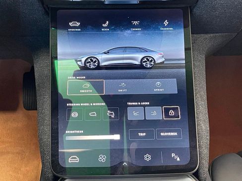 Used 2024 Lucid Air Touring image 34