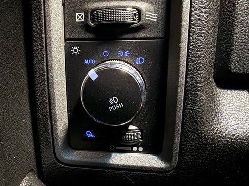 Used 2019 RAM 1500 Tradesman w/ Tradesman SXT Package image 29