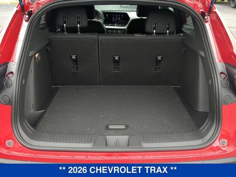 New 2026 Chevrolet Trax RS w/ Sunroof Package FWD image 5