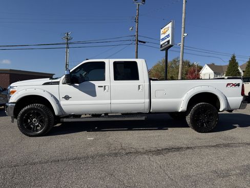 Used 2015 Ford F350 Lariat w/ Lariat Ultimate Package image 4