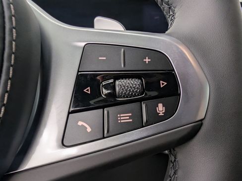 New 2026 BMW X5 sDrive40i w/ M Sport Package image 17