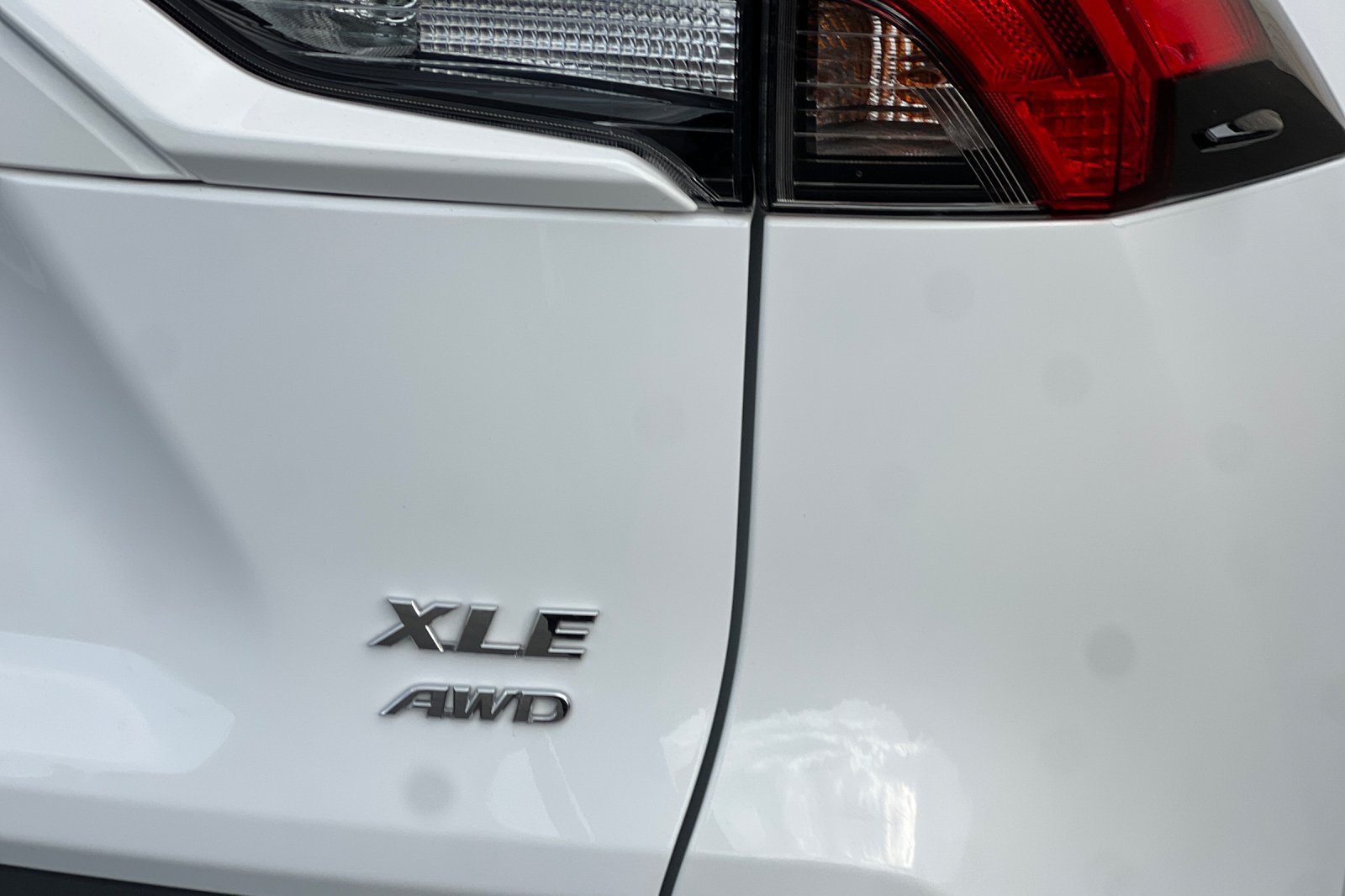 Used 2025 Toyota RAV4 XLE AWD/4WD image 29