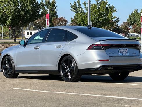 Used 2024 Honda Accord Sport image 6