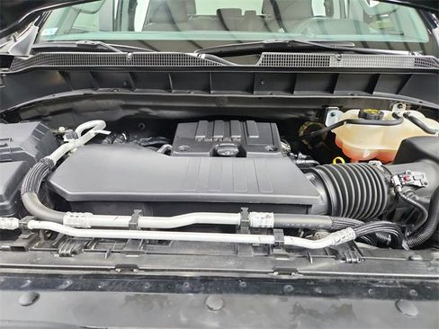 Used 2024 Chevrolet Silverado 1500 LT image 17