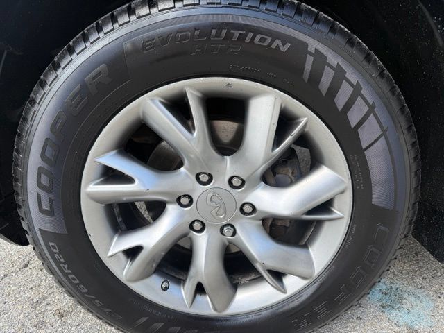 Used 2012 INFINITI QX56 4WD w/ Theater Pkg image 8