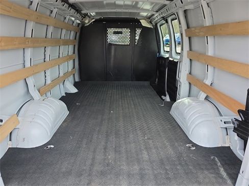 Used 2024 Chevrolet Express 2500 w/ Driver Convenience Package image 14