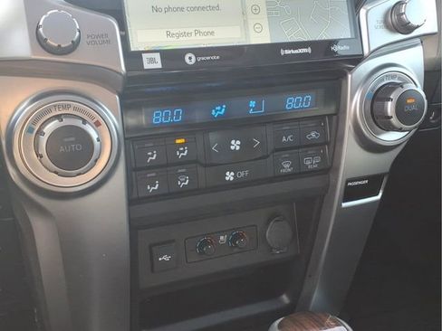 Used 2022 Toyota 4Runner Limited image 10