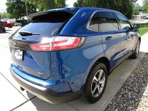 Used 2024 Ford Edge SEL w/ Convenience Package AWD/4WD image 7