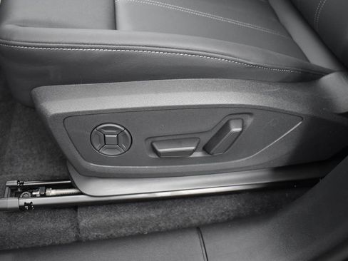 New 2027 Audi Q6 e-tron Premium AWD/4WD image 7