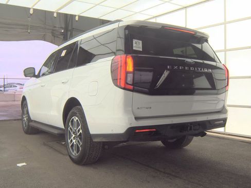 Used 2025 Ford Expedition Active image 20