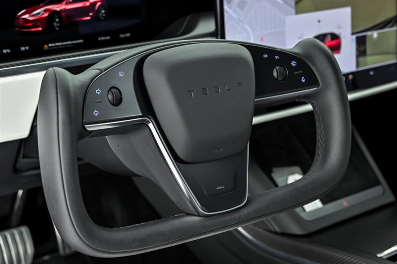 Used 2025 Tesla Model S Plaid AWD/4WD image 21