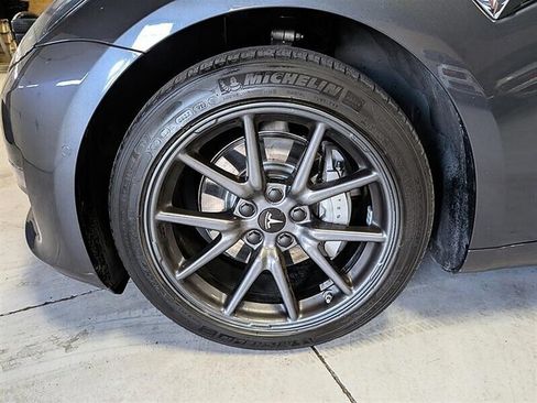 Used 2018 Tesla Model 3 Long Range AWD/4WD image 15