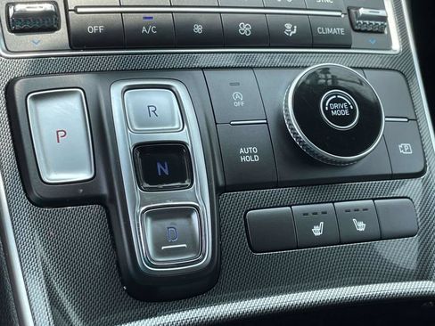 Certified 2023 Hyundai Santa Fe SEL FWD image 18