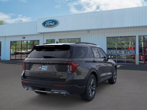 New 2026 Ford Explorer Active image 8