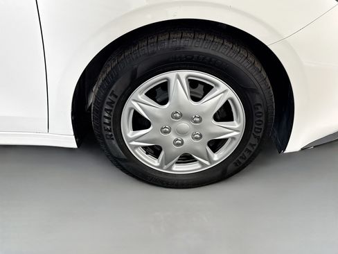 Used 2020 Kia Forte Sedan FWD image 31