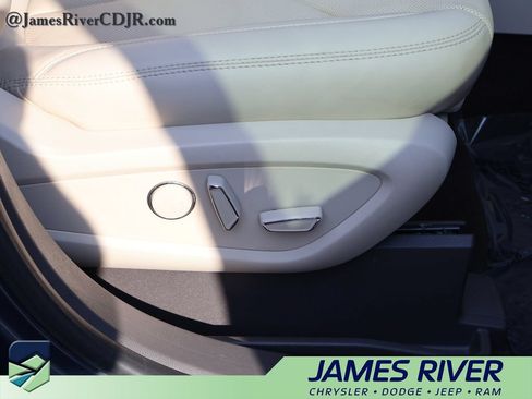 Used 2019 Lincoln Nautilus Reserve AWD/4WD image 10