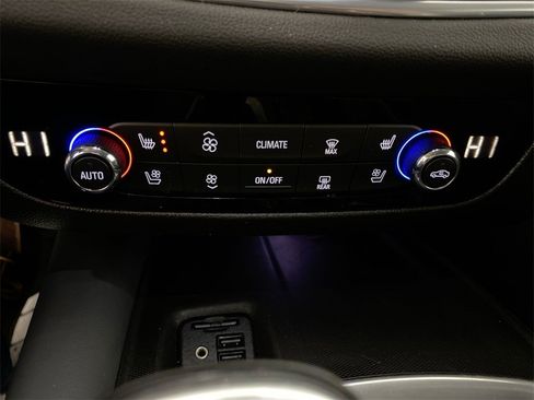 Used 2021 Buick Enclave Premium w/ Surround and Sites Package image 18