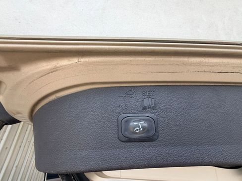 Used 2018 Ford Escape SEL image 20