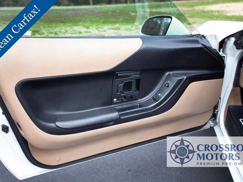 Used 1996 Chevrolet Corvette Coupe image 11