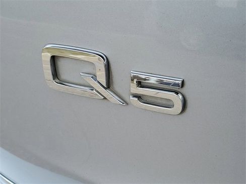 Used 2016 Audi Q5 2.0T Premium Plus image 32