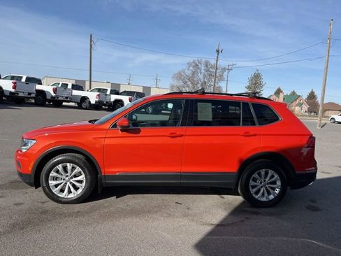 Used 2018 Volkswagen Tiguan SE image 8