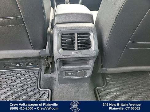 Certified 2024 Volkswagen Tiguan SE R-Line AWD/4WD image 48