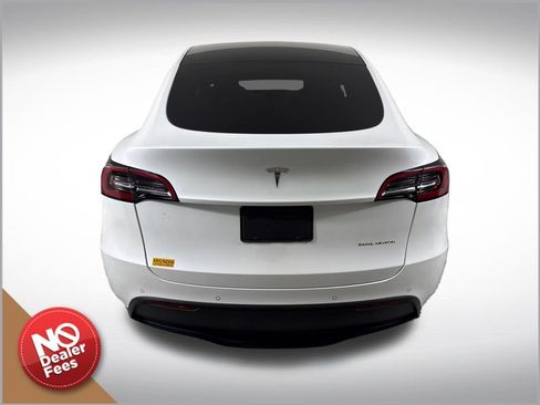 Used 2022 Tesla Model Y Long Range AWD/4WD image 4