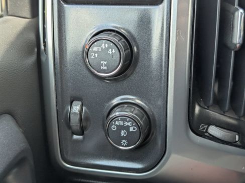 Used 2014 Chevrolet Silverado 1500 LT w/ LT Convenience Package AWD/4WD image 11