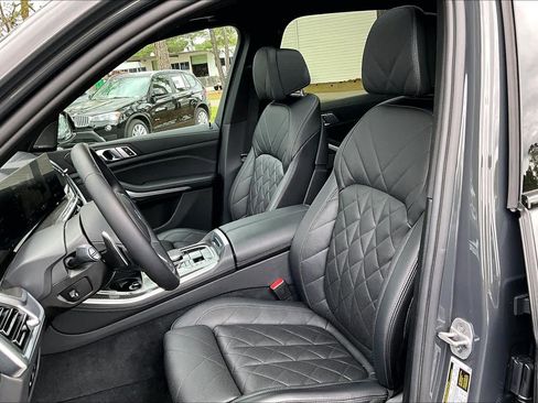 Certified 2024 BMW X5 M60i w/ Climate Comfort Package AWD/4WD image 8