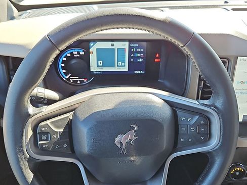 Used 2024 Ford Bronco Big Bend image 19