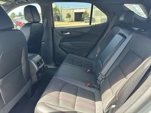 Used 2024 Chevrolet Equinox RS FWD image 29