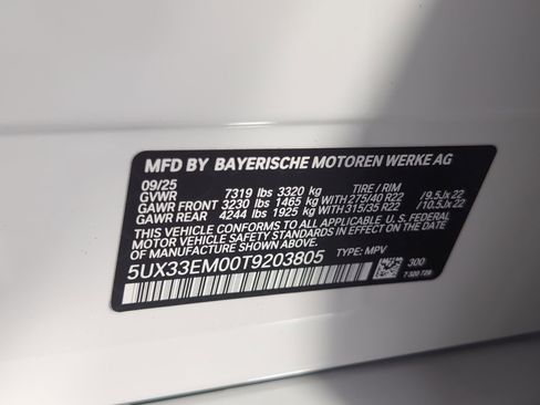 New 2026 BMW X7 M60i image 19