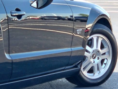 Used 2008 Ford Mustang GT Premium RWD image 12