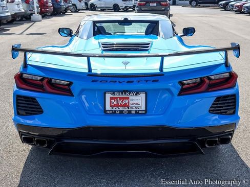 Used 2021 Chevrolet Corvette Stingray Premium Conv w/ Z51 Performance Package RWD image 7