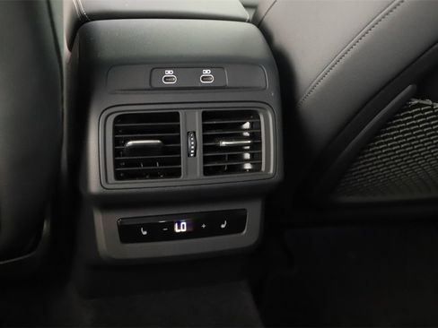 Certified 2025 Audi Q5 Prestige w/ 20" Wheel Package image 22