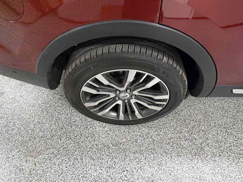 Used 2016 Ford Explorer Platinum AWD/4WD image 47