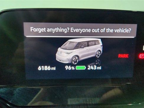 Used 2025 Volkswagen ID. Buzz Pro S image 40