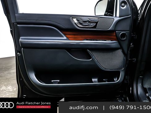 Used 2024 Lincoln Navigator Reserve image 21