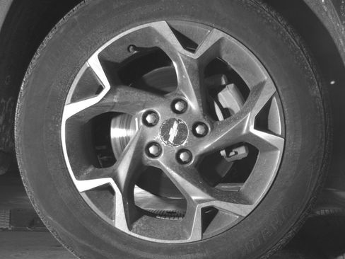 Used 2025 Chevrolet Trax LT FWD image 13